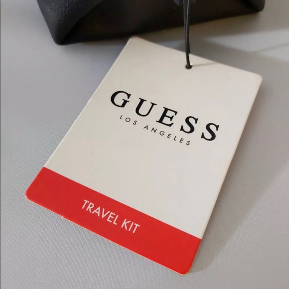 Guess Los Angeles Genuine Leather Toiletry Bag - Picture 6 of 8